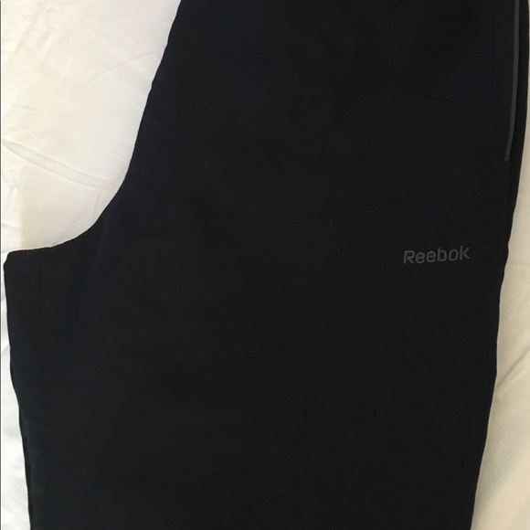 Reebok Sweatpants Men Size: M Color: Black - Picture 4 of 5